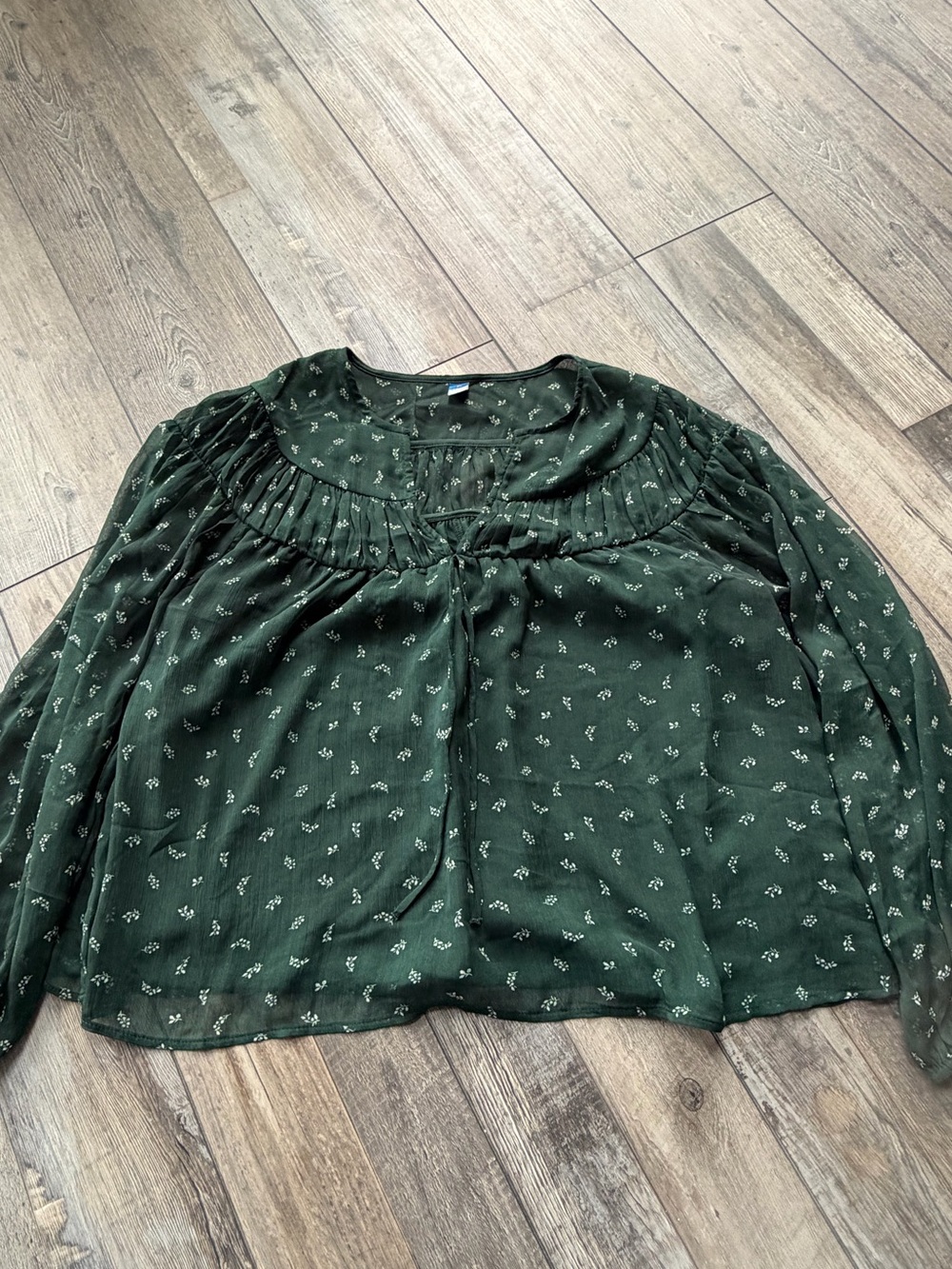 Women’s Old Navy Long Sleeve Blouse